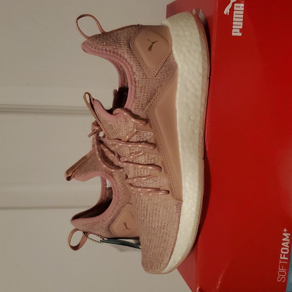 Puma NRGY Neko Knit Blush Pink Bronze Running Shoes Women's 9.5 Sneakers